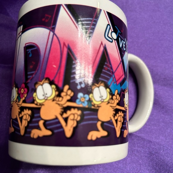 VTG Ceramic Garfield I love you Grandma coffee mug. Dated 1998. - Picture 5 of 8